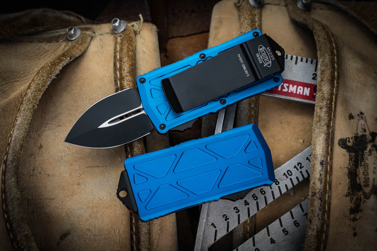Microtech Exocet OTF Money Clip Knife Cali Legal Blue 1.9" Dagger Black 157-1BL - Image 2