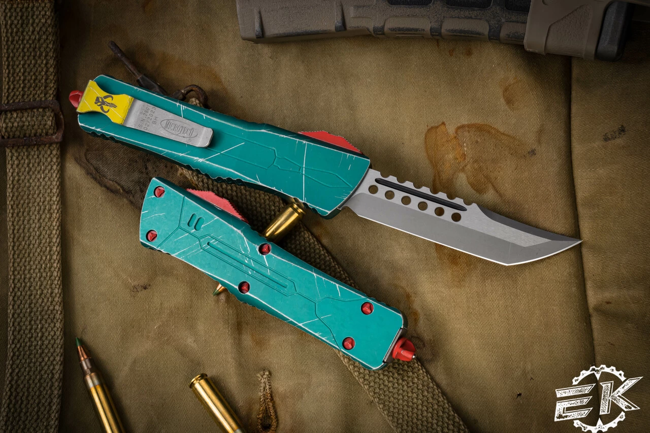 Microtech Combat Troodon Bounty Hunter OTF 3.8" Hellhound Tanto Stonewash 219-10BH - Image 2
