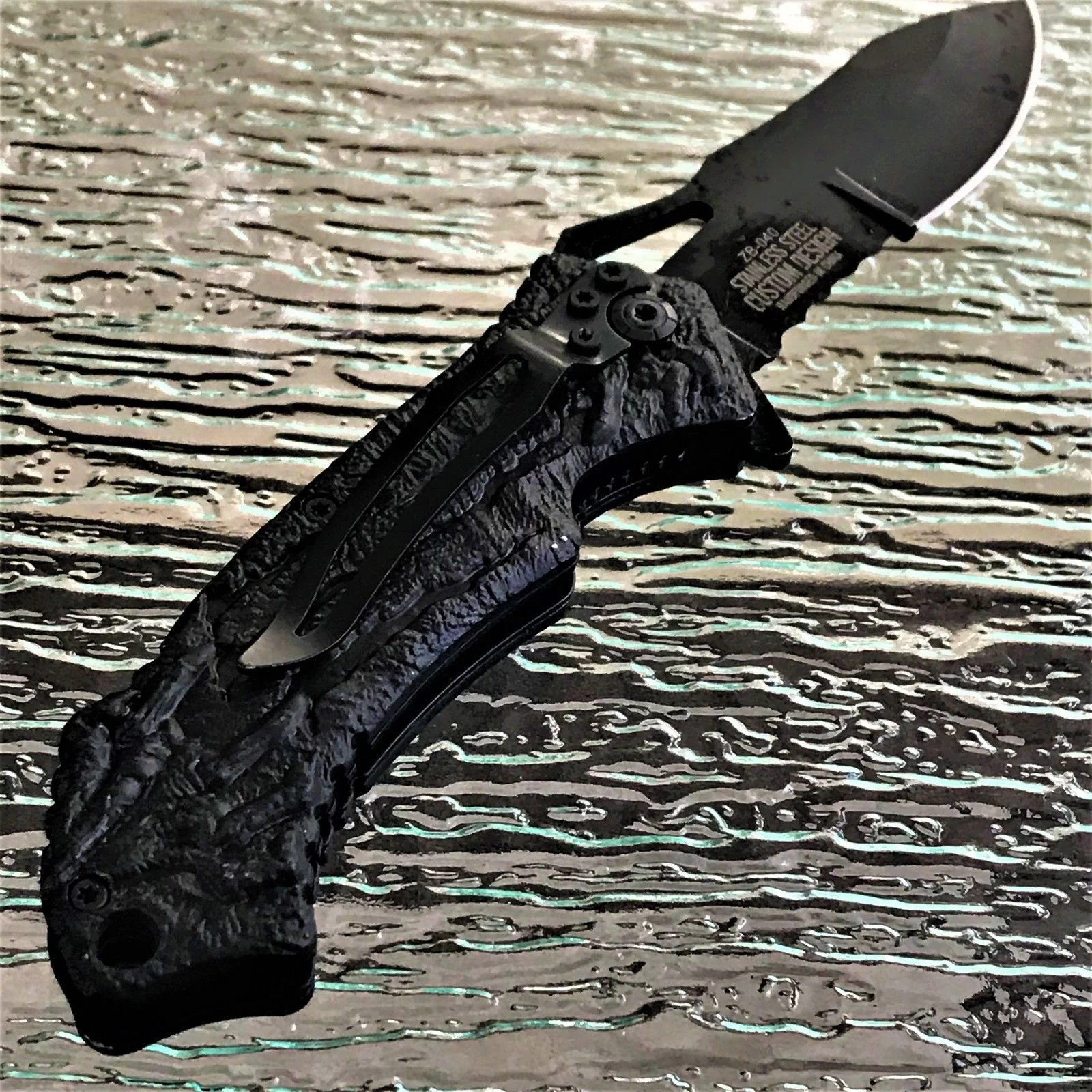 Z-Hunter Spring Assisted Zombie Red Monster Claw Fantasy Pocket Knife - Image 6