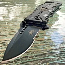 8" Master USA Punisher Skull Handle Pocket Knife (MU-A010BK)