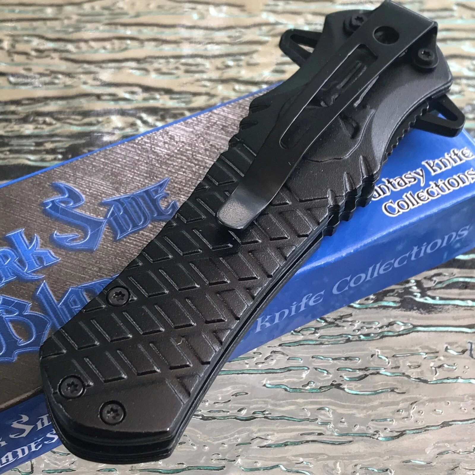 8.5" Dark Side Blades Punisher Skull Fantasy Pocket Knife (DS-A014BK) - Image 4