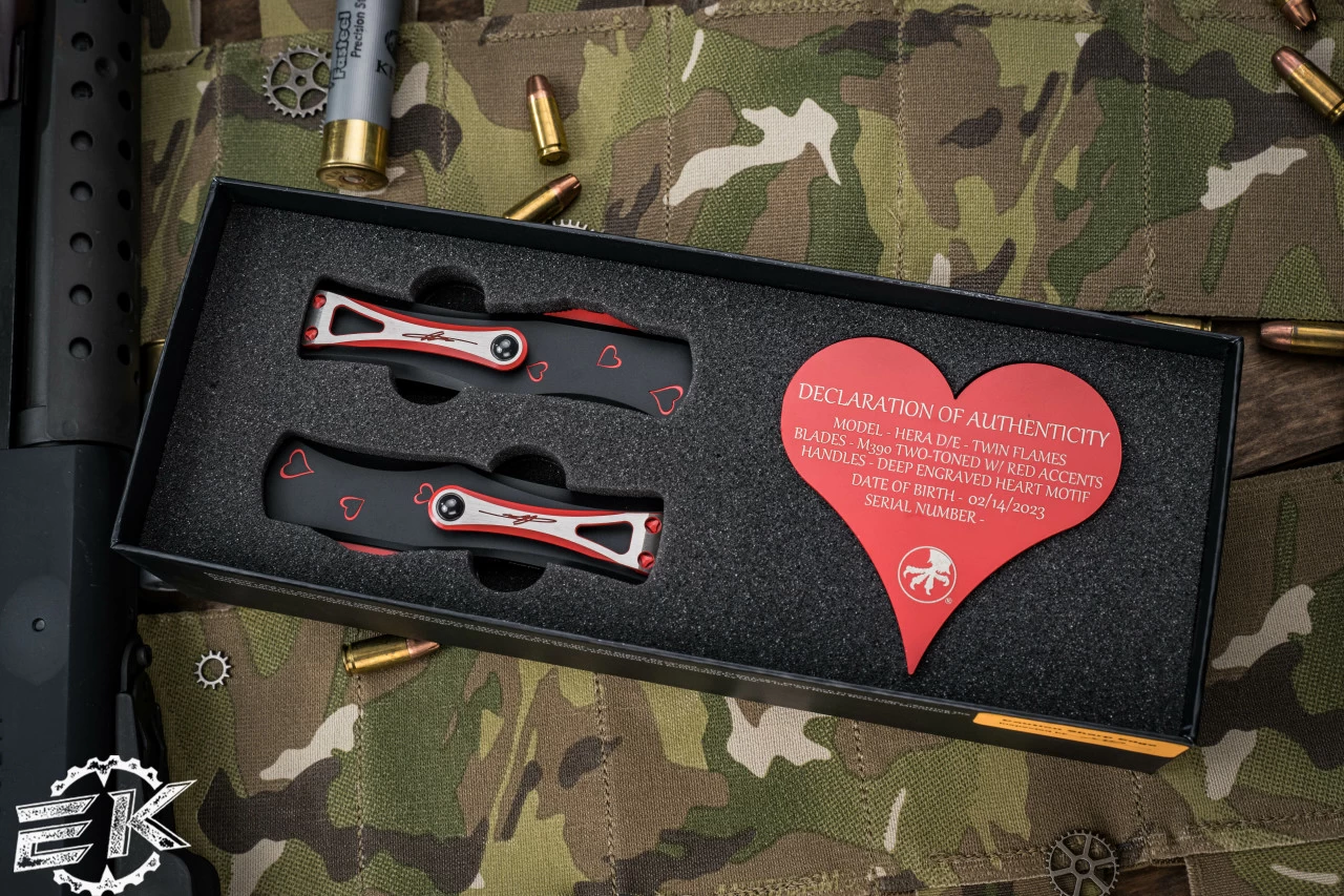 Microtech Twin Flames Hera 2 Knives Set 3" Black Double Edge 702-1SETTFS - Image 4