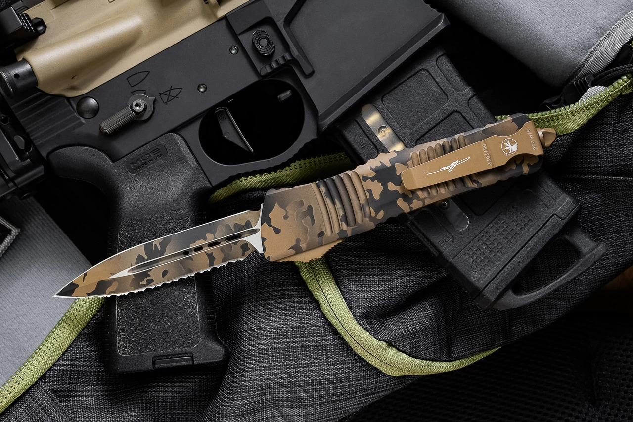 Microtech Combat Troodon Coyote Tan Camo Cerakote OTF Automatic Knife 3.8" Tan Camo Dagger Serrated 142-3CCS - Image 4
