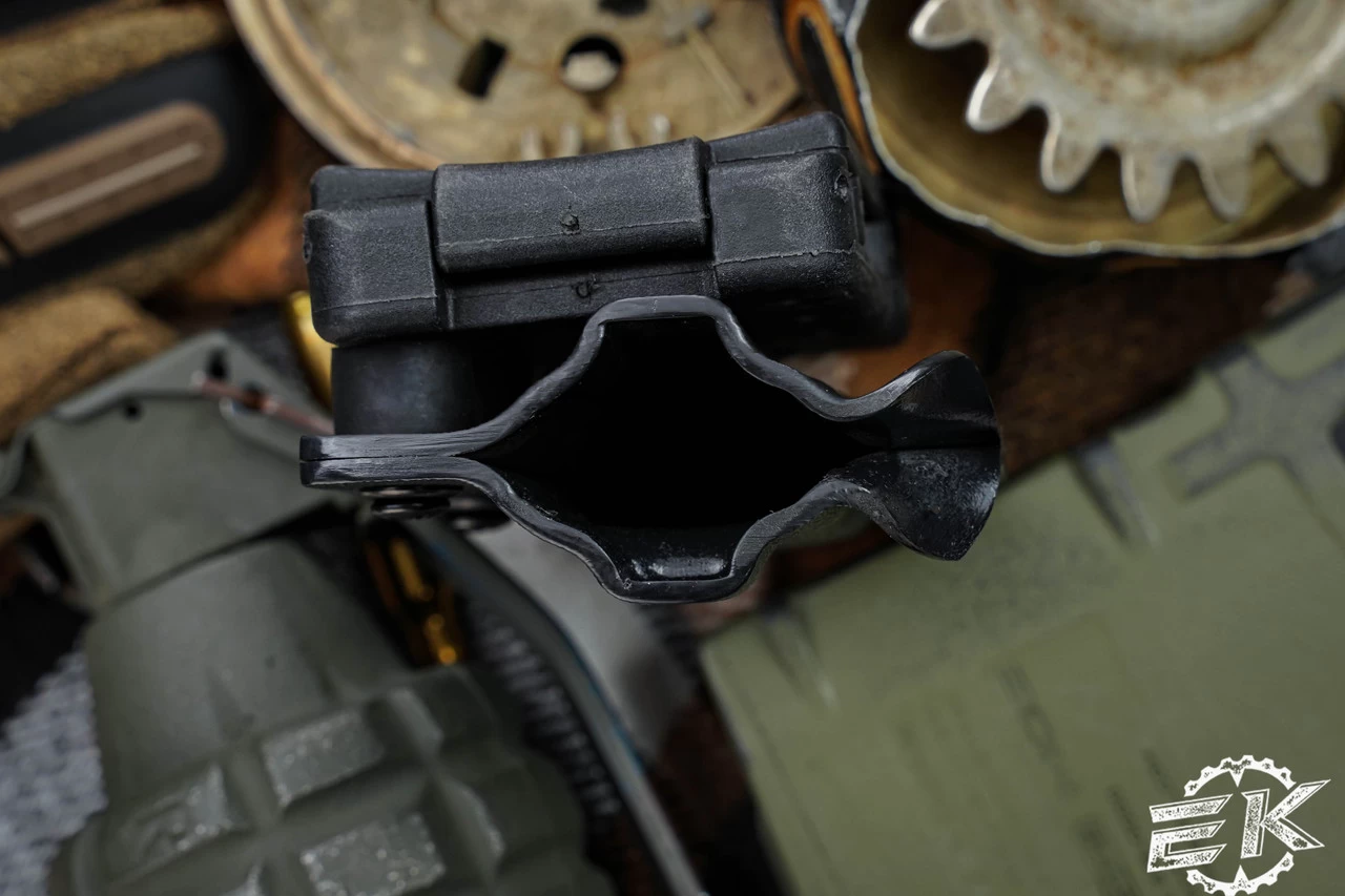 Linos Kydex Belt Sheath Microtech Dirac Delta OTF Knife - Image 2