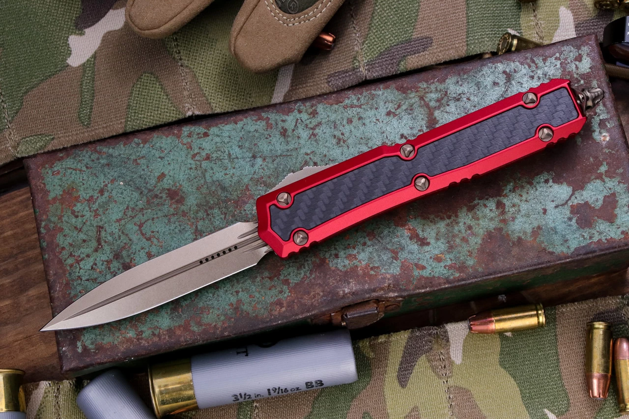 Microtech Makora OTF Automatic Knife Red Carbon Fiber Inlay 3.25" Bronze Dagger (Nickel Boron Internals) 206-13RDCFIS